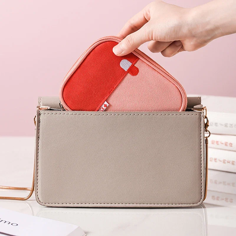 다기능 의학 여행 포장 가방, 휴대용 두꺼운 가족 응급 - Travel Accessories Packing Cubes 리뷰 및 가격